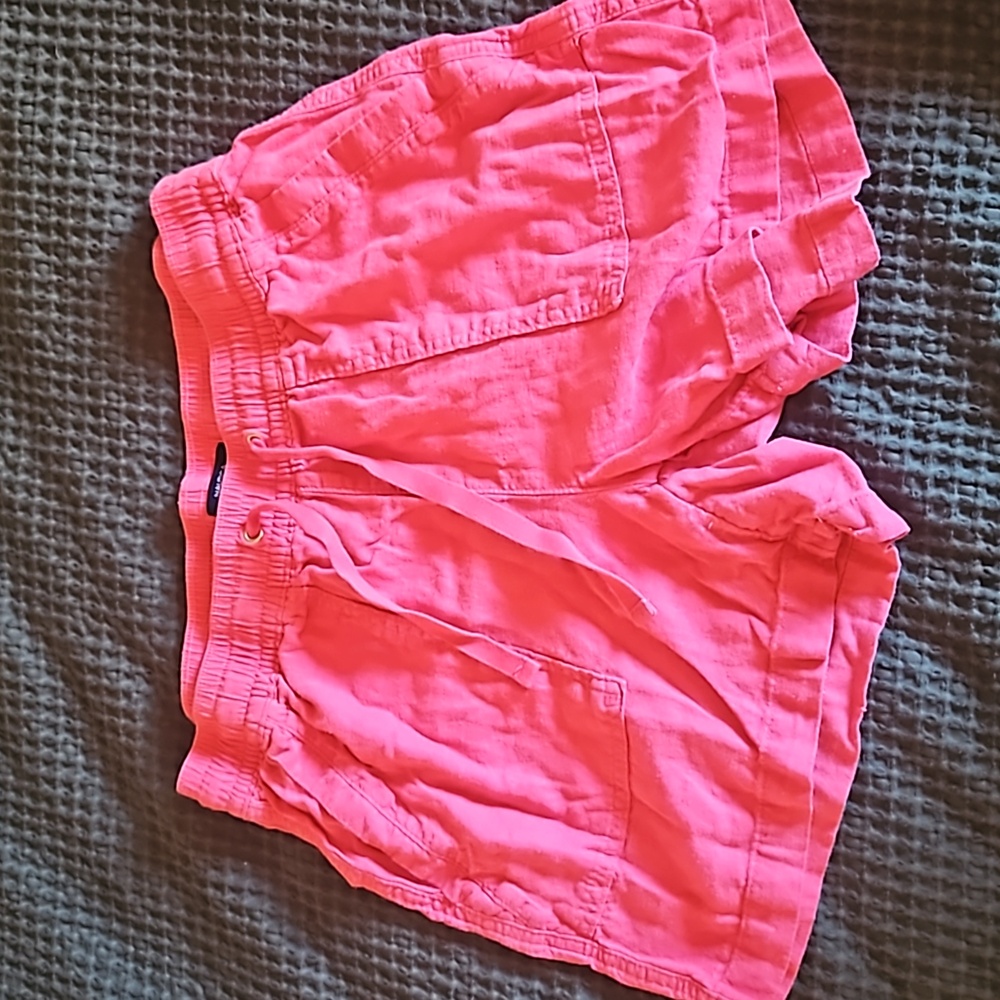 Linen shorts